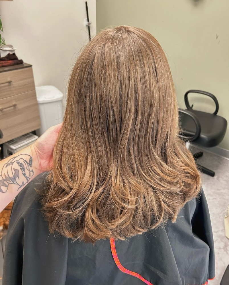 Shampoo & Style