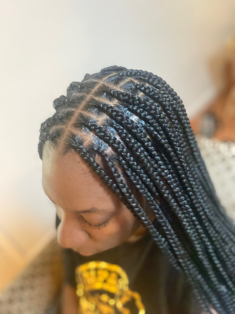 Knotless Braids - Medium