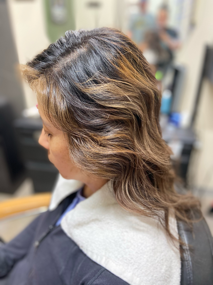 Shampoo & Style