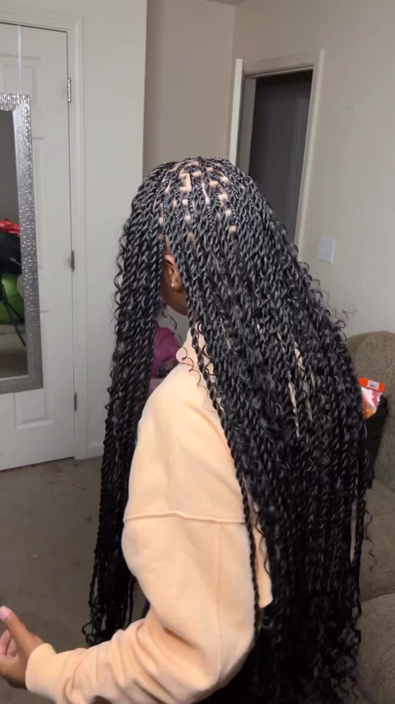 Smedium Knotless Twist