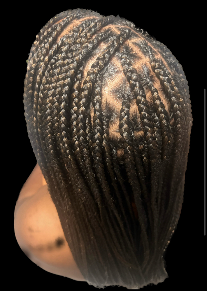Medium Knotless Braids