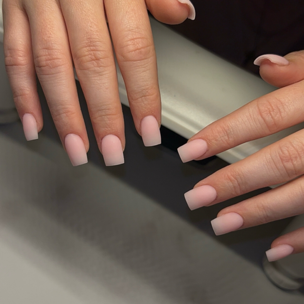 Polygel full set at The Beauty Bar in Waynesboro, MS