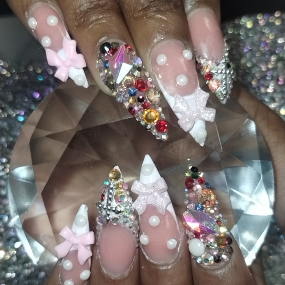 Free Style Or Bling Fullset at King of Tips in Phoenix, AZ