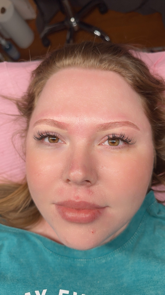 Eyebrow Waxing / Shaping