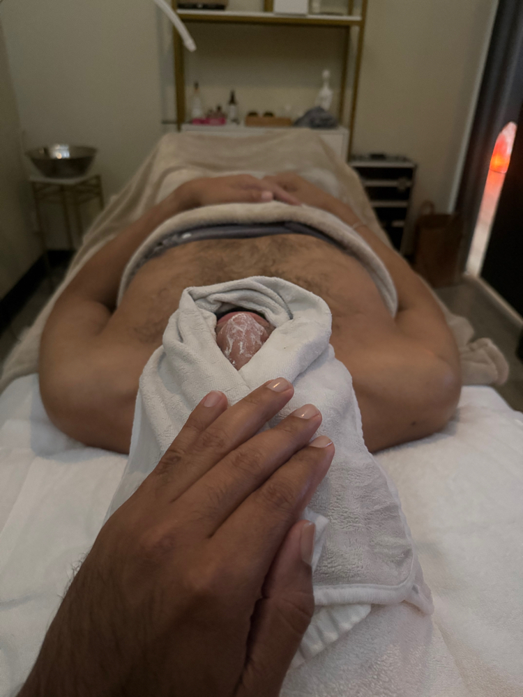 90  Min Costum Auyervedic Facial