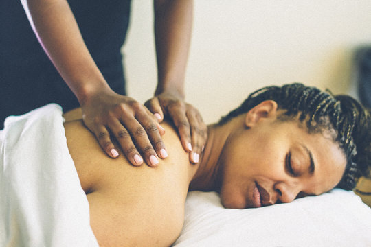 Earthly Swedish Massage