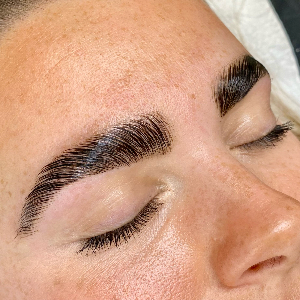 Eyebrow Lamination + Tint/Wax