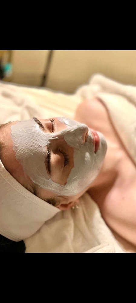 90 Min Customized Facial