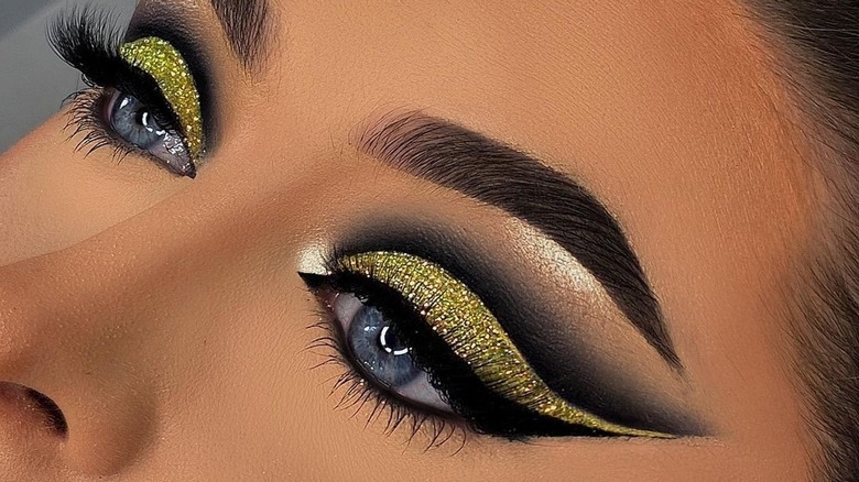 Makeup Enhancements (glitter)