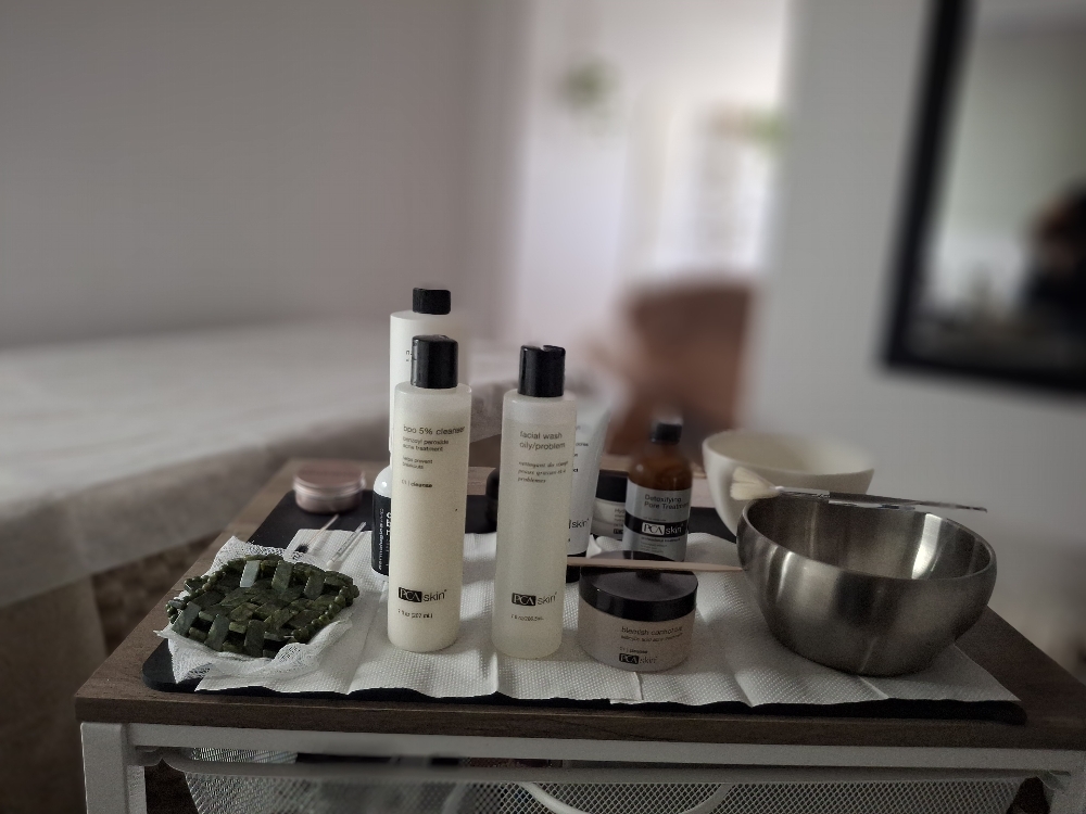 Summer Glow Facial ✨️