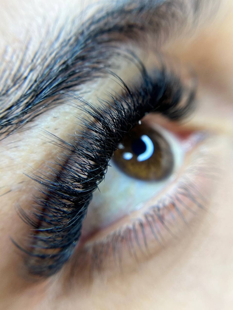 Wispy Full Set at Vitaly Beauty Secret in Miramar, FL