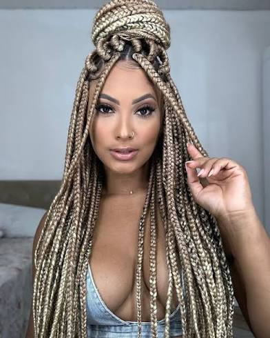 HUMAN HAIR INDIVIDUALS WITH WEAVE I