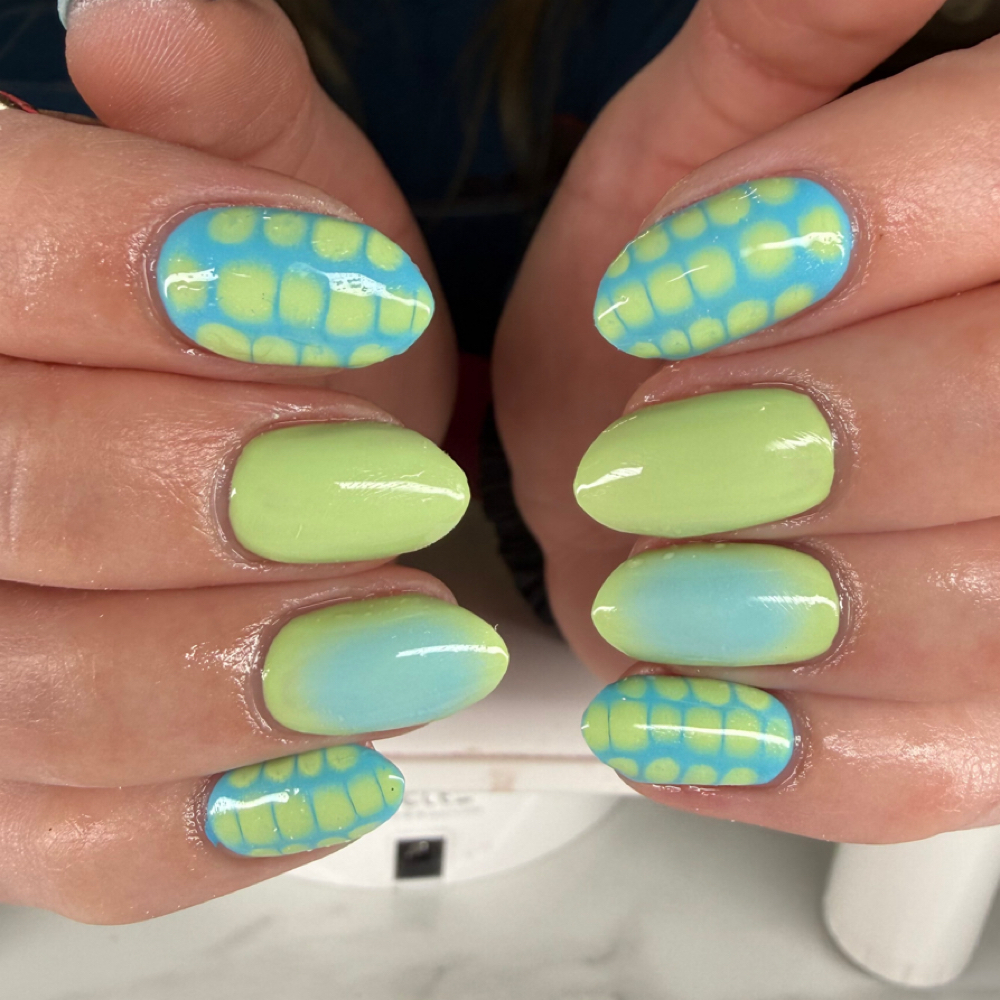 Level 3 design at Polished by Lyss in Crystal Lake, IL