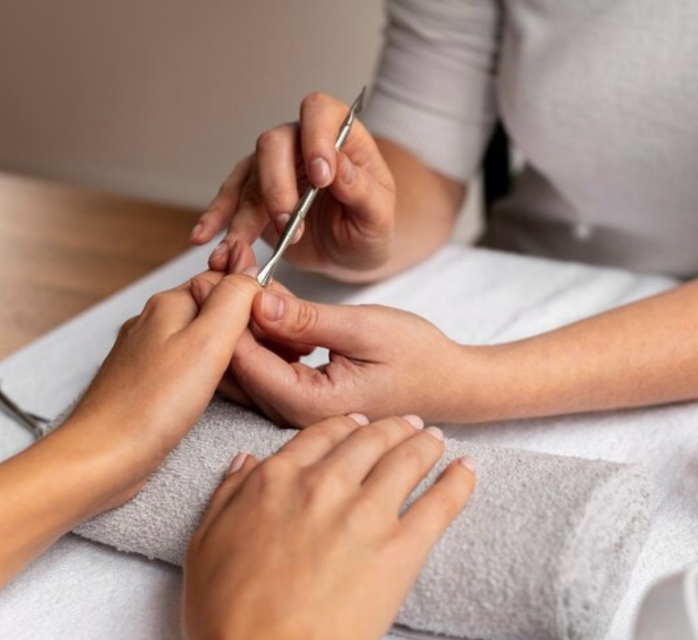 THE MAN-ICURE
