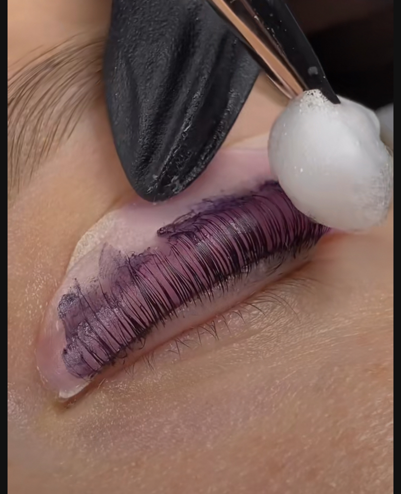 Lash Lift And Tint