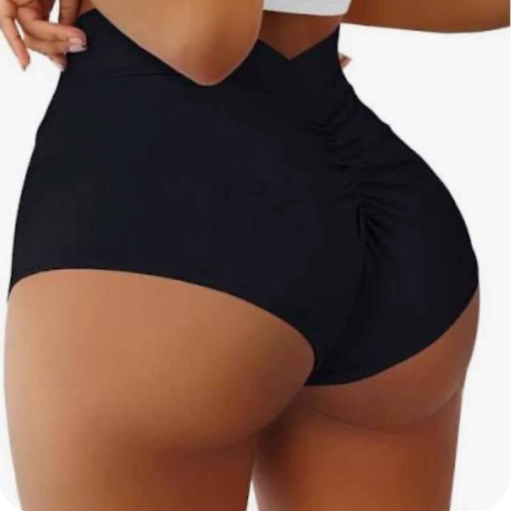 Booty at Velvet Esthetics in Aiea, HI