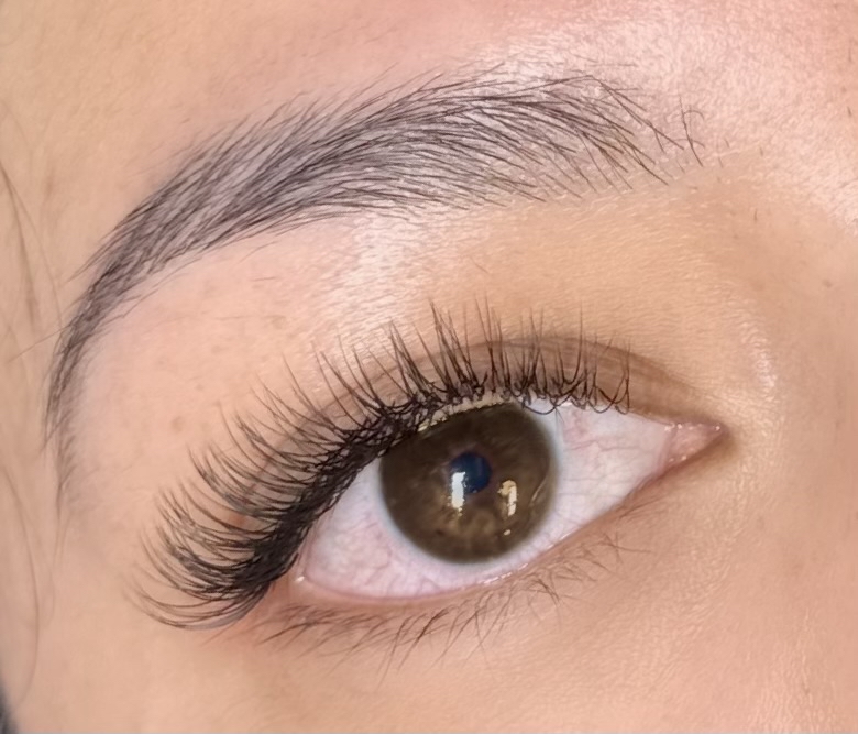 Classic lashes