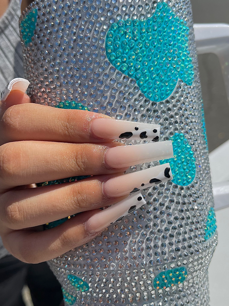 Long acrylics (no Rhinestones)