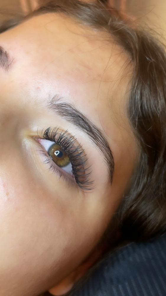 Classic Full Set at LashesbyNelaa in Bowling Green, KY