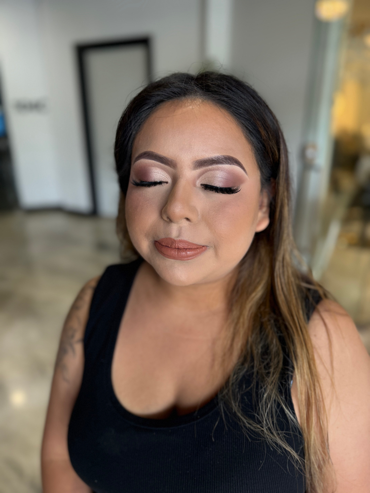 Makeup 1 On 1 CLASS