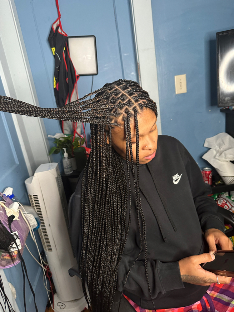 Small Knotless