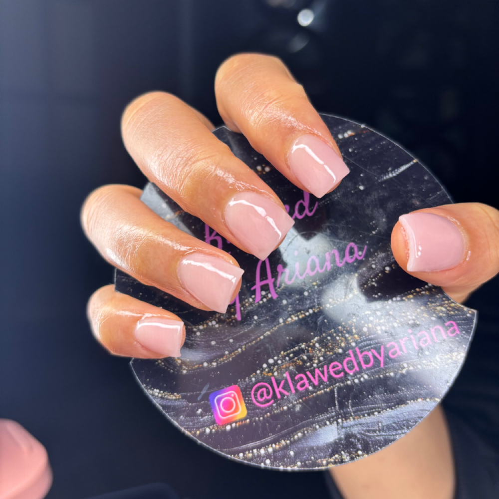 Short Acrylic Overlay at Klawed By Ariana in Oak Park, IL