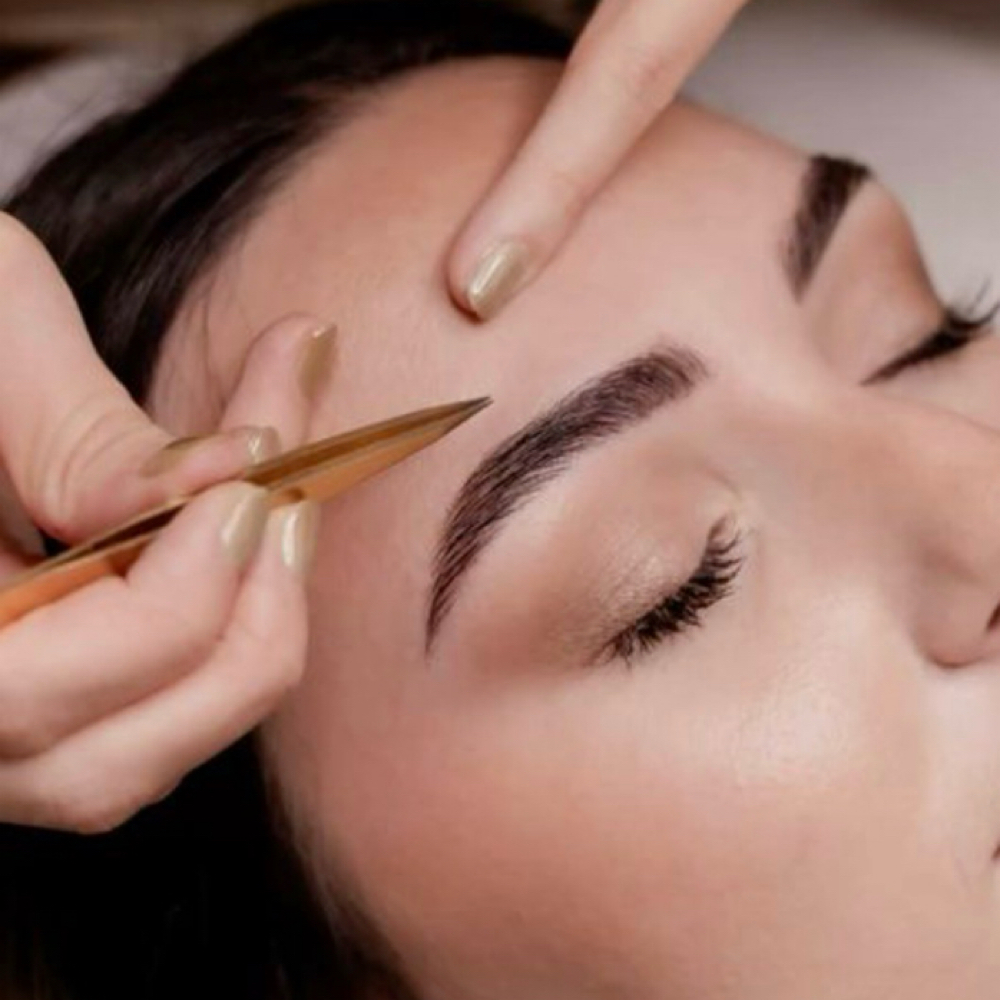 Brow Shaping + Hybrid Tint at Del Sol Skin in East Islip, NY