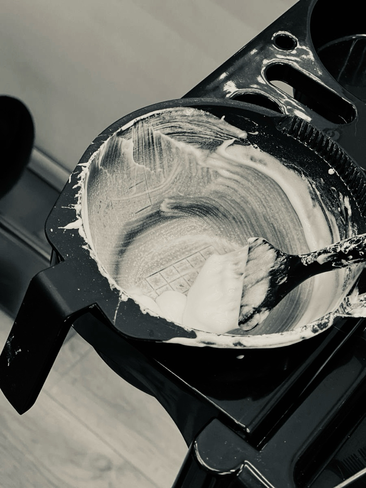 Bleach Root Touch Up