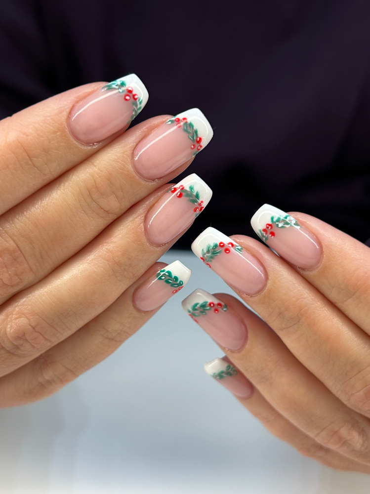 Structured Mani at Kaitlin Clark in Minford, OH