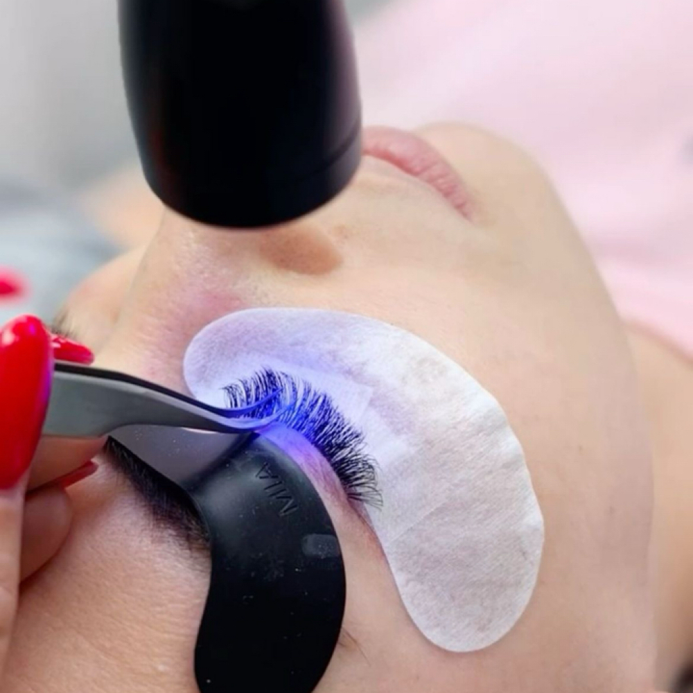 UV Lash Extension Refill at The Lash Barn in San Antonio, TX