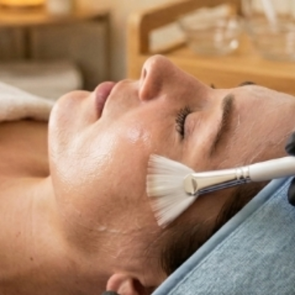 Glycolic Glo Peel at Glo Skin Studio in Florence, KY