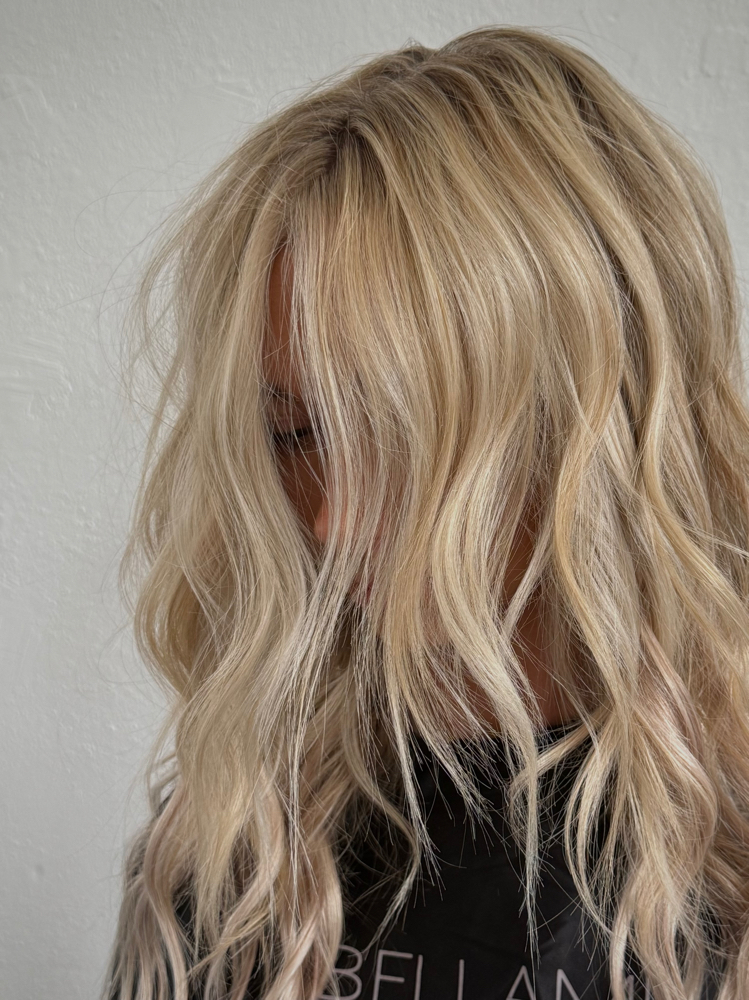 BLONDEST BLONDE ππ«§ at HAIR BY SYDNEY in Bellbrook, OH