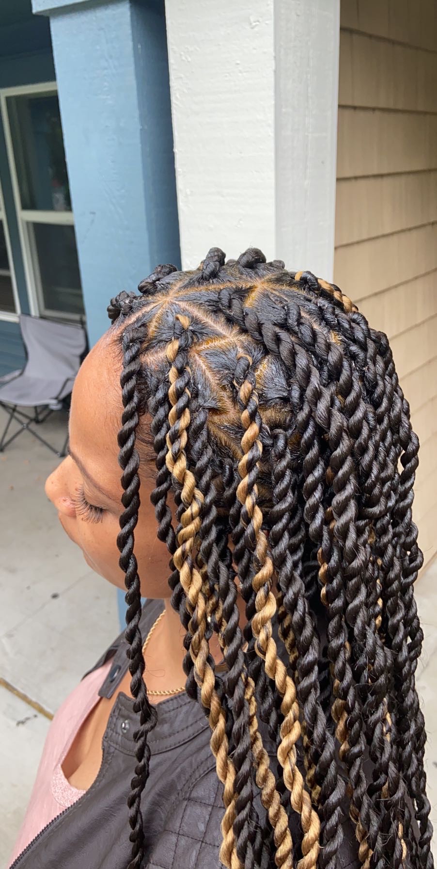 Medium Senegalese Twists