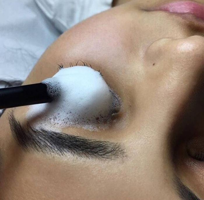 Lash Bath