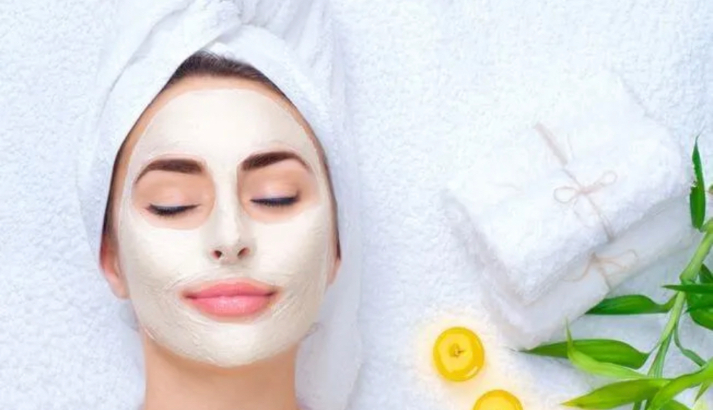 Lotus Signature Facial