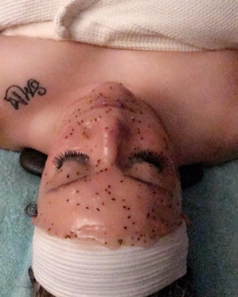 Hydro Jelly Facial Treatment