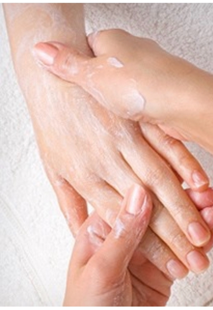 Exfoliating Hand Scrub/Massage