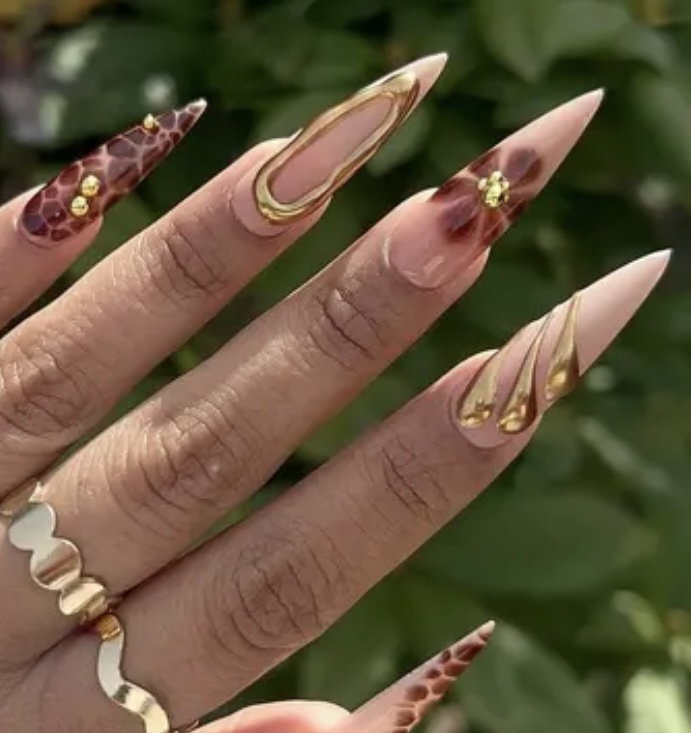 Chrome Nail Design