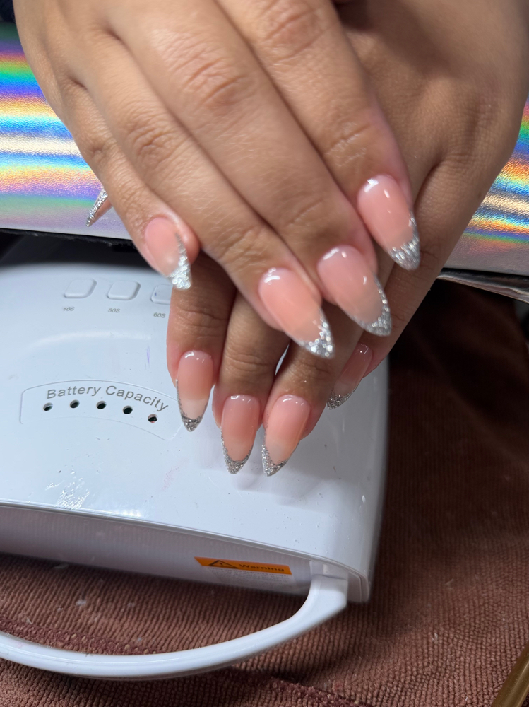 French ( Francés) at Bianca’s Beauty Salon in Miami Gardens, FL