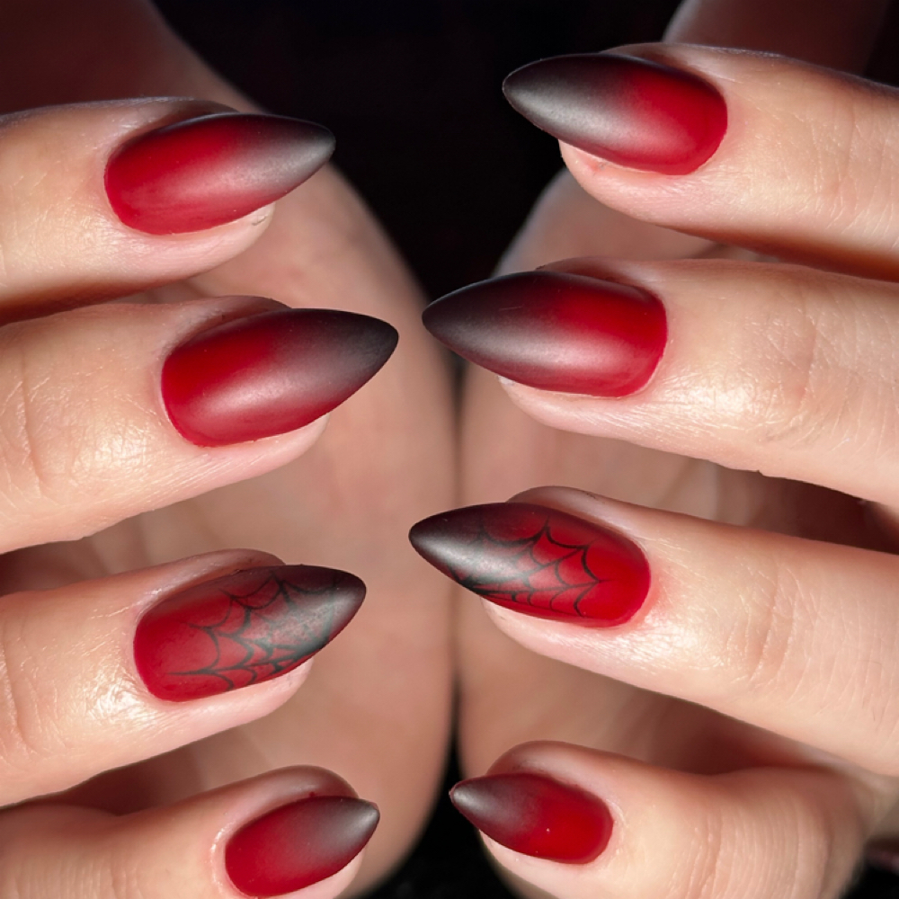 Ombre at The Nail Forum in Alliance, OH