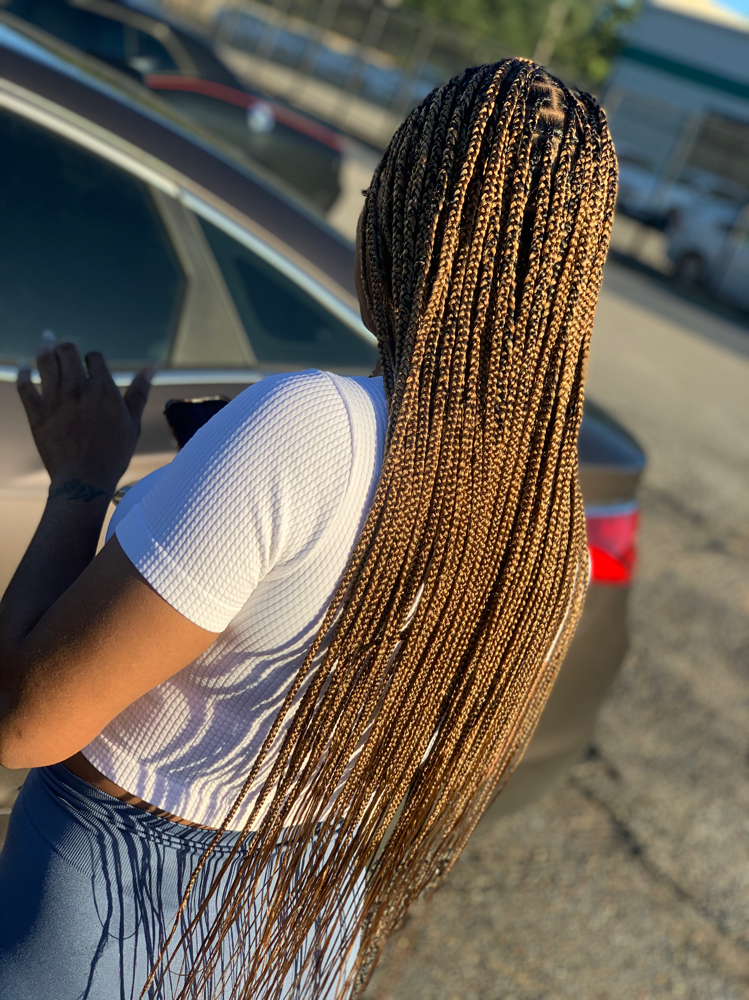 Smedium Knotless (Hair Included) at The JasFactory in Memphis, TN