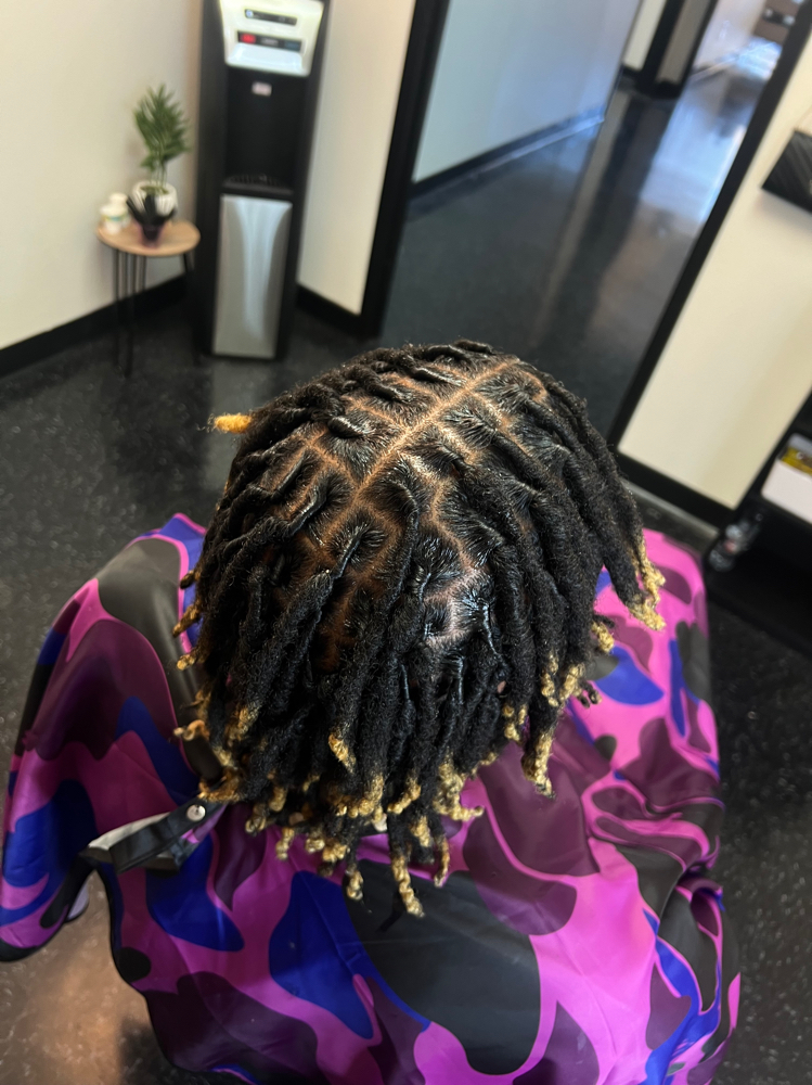 Re-twist (dreads/locs) at Hair with Jade in plano, TX