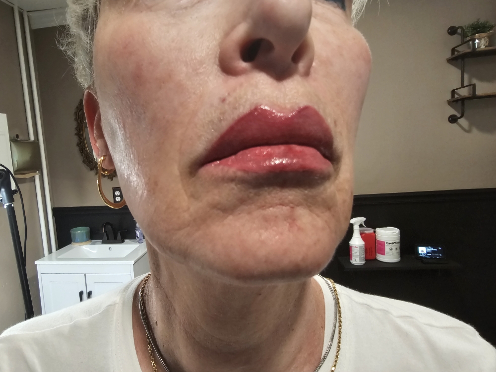 Lip Blush *Touch Up*