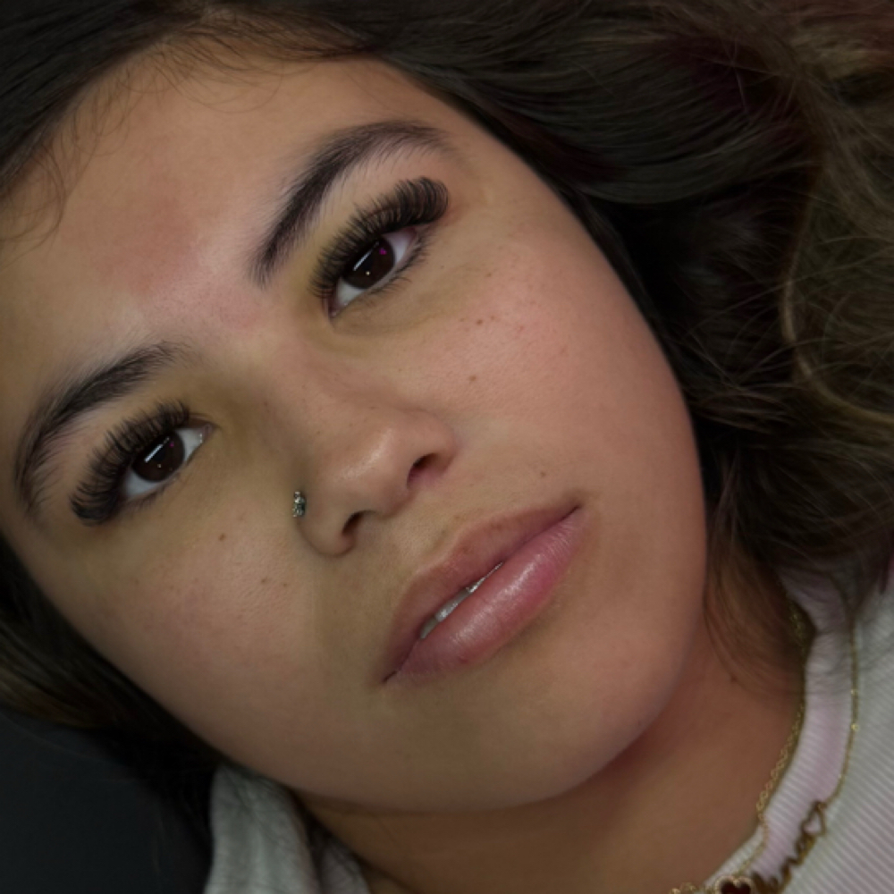 Hybrid Lash Fill-In at Loto Beauty Bar in Toledo, OH