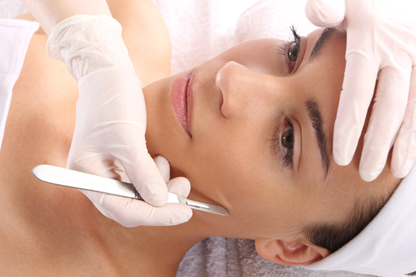 Dermaplane Facial