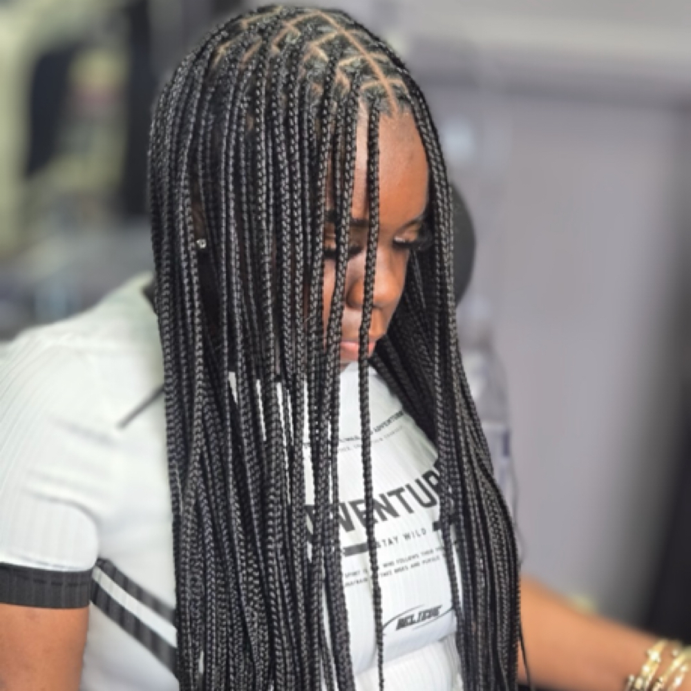 Small Knotless Braids at Montreal’s Aesthetics in Temple Hills, MD