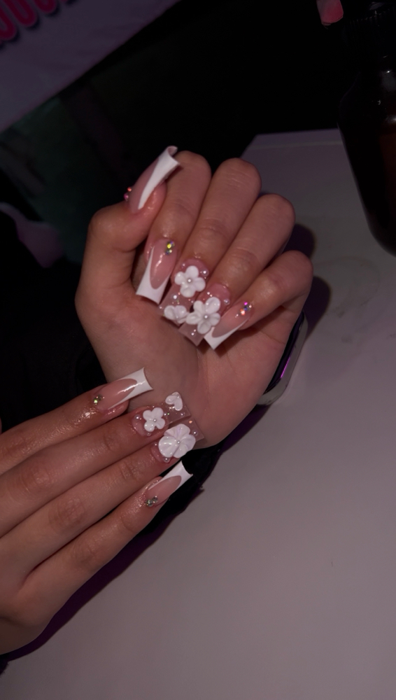 Ashs Square Everday Nail Services
