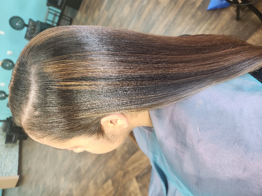 Sewin's at Eyes On You Beauty Salon LLC in Jacksonville, NC