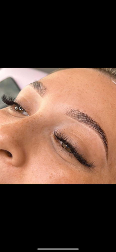 Brow Tint & Wax