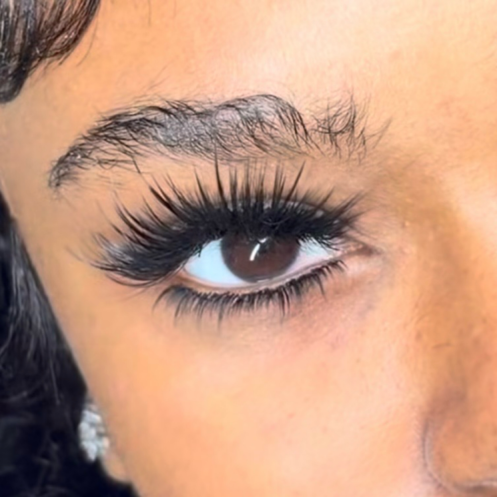 Baddie Volume Set at Idealbeautee_official in Tampa, FL